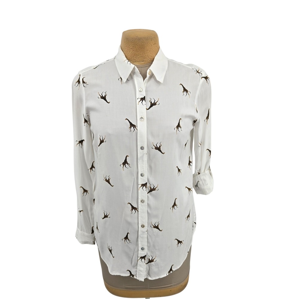 Jane and Delaney Button Up Shirt M White Giraffe Print Rayon Top Whimsical Chic